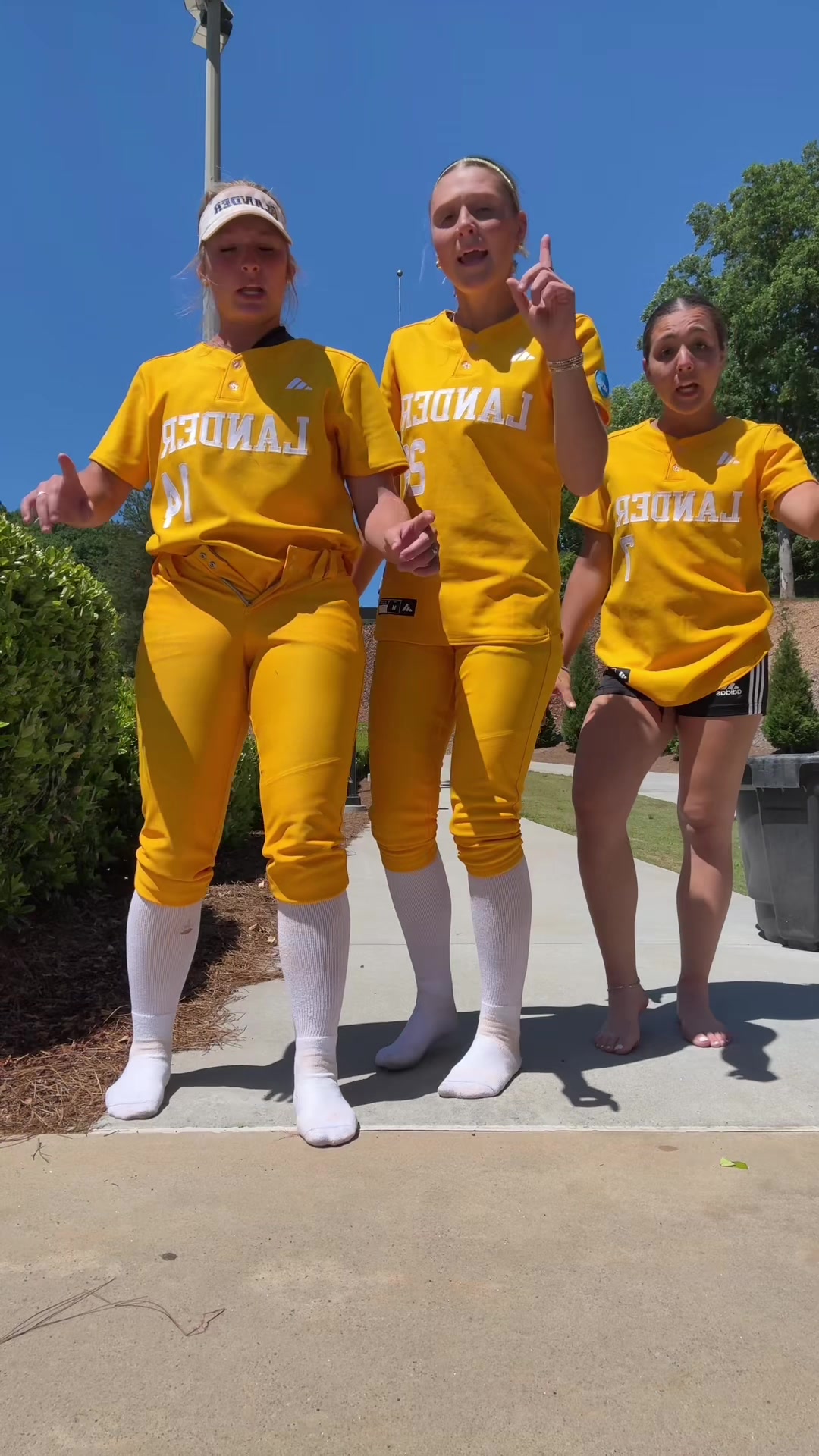 @reagan.hill_