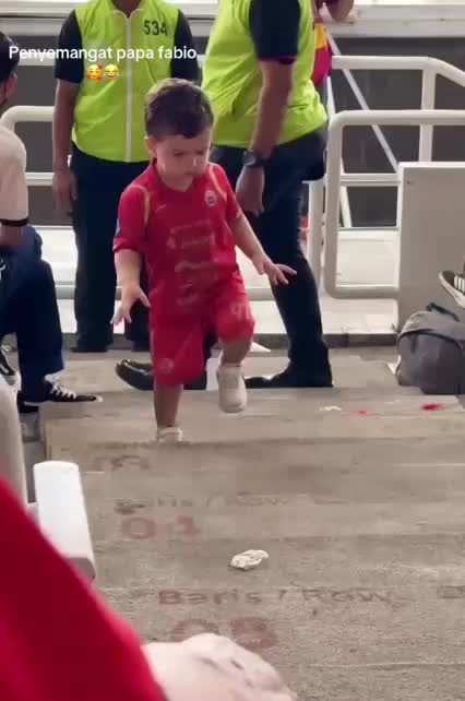 @Chelsi suka persija
