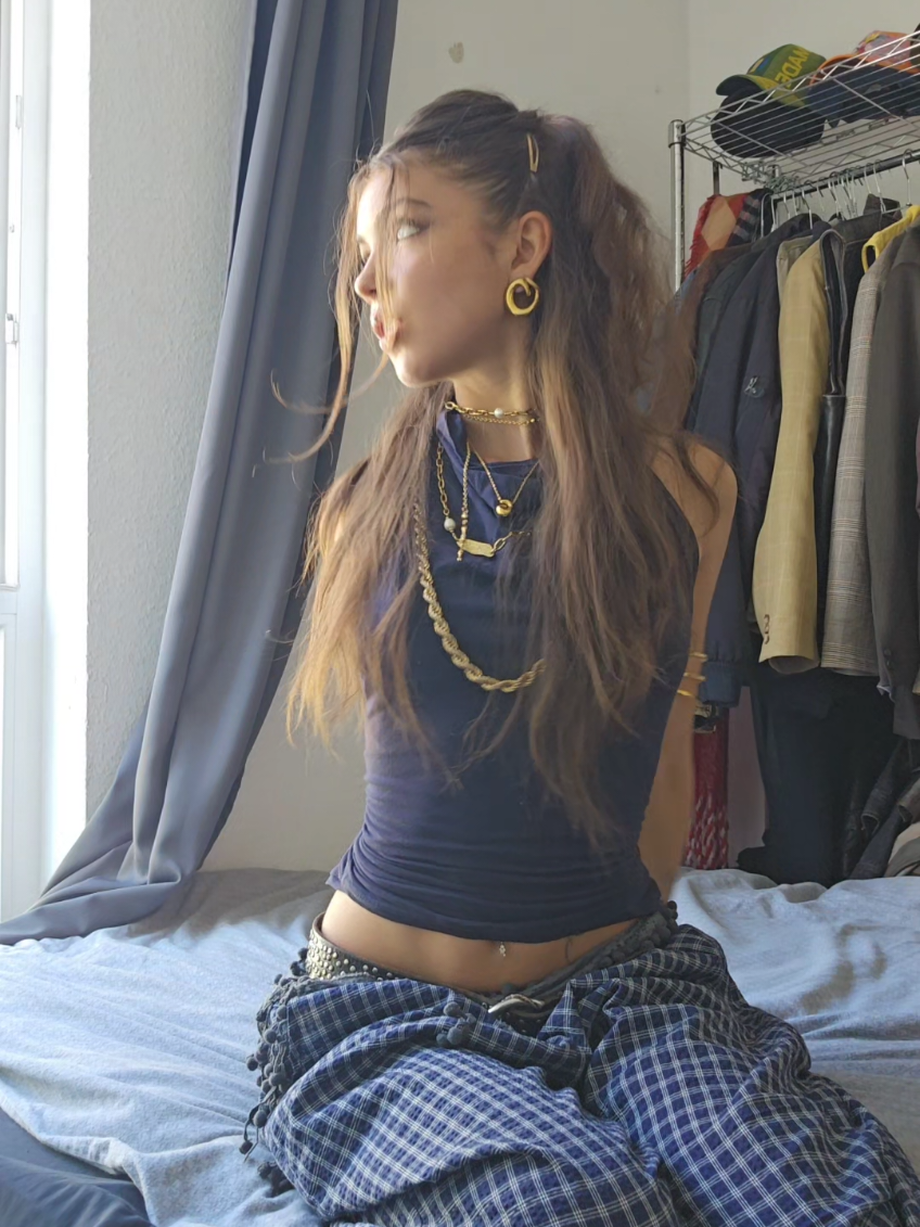 @𝙷𝚊𝚗𝚗𝚊𝚑♡︎