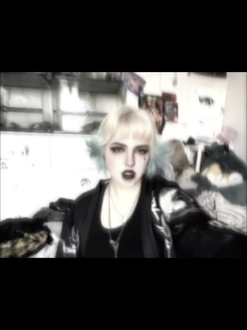 @𖤐𝙸𝙽𝚂𝙾𝙼𝙽𝙸𝙰𖤐
