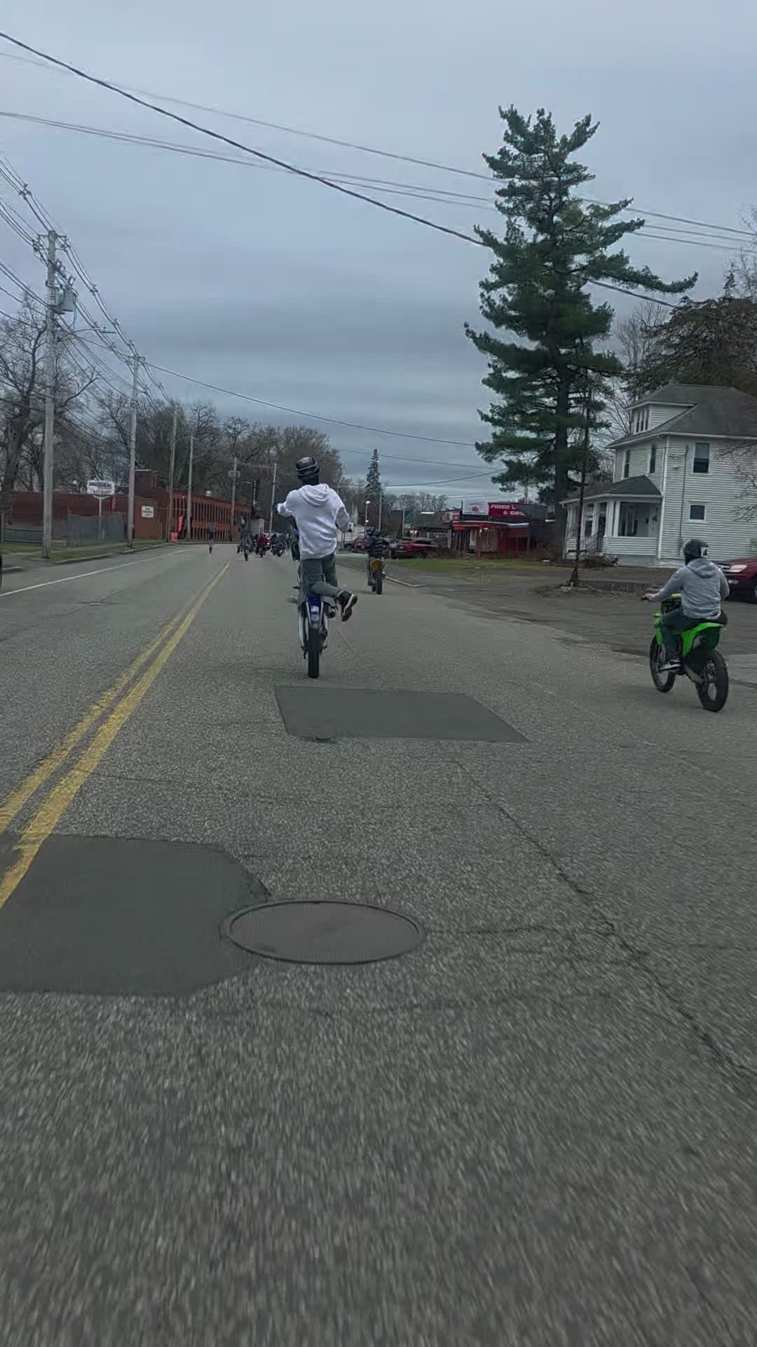 @bikelife413bikeli