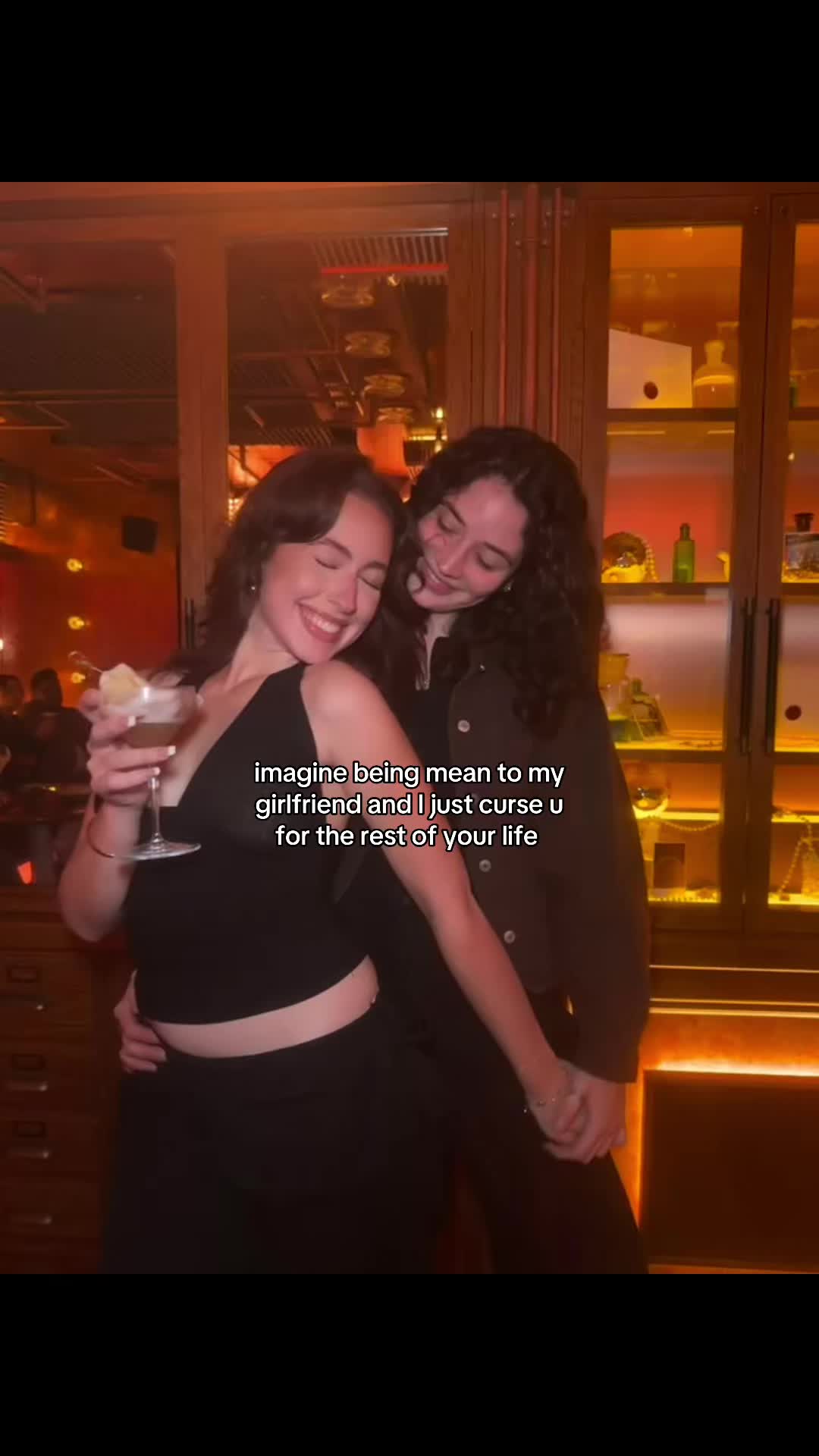 @laura ⚢