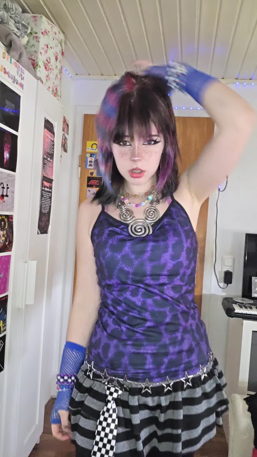 @🐇Emma🦑