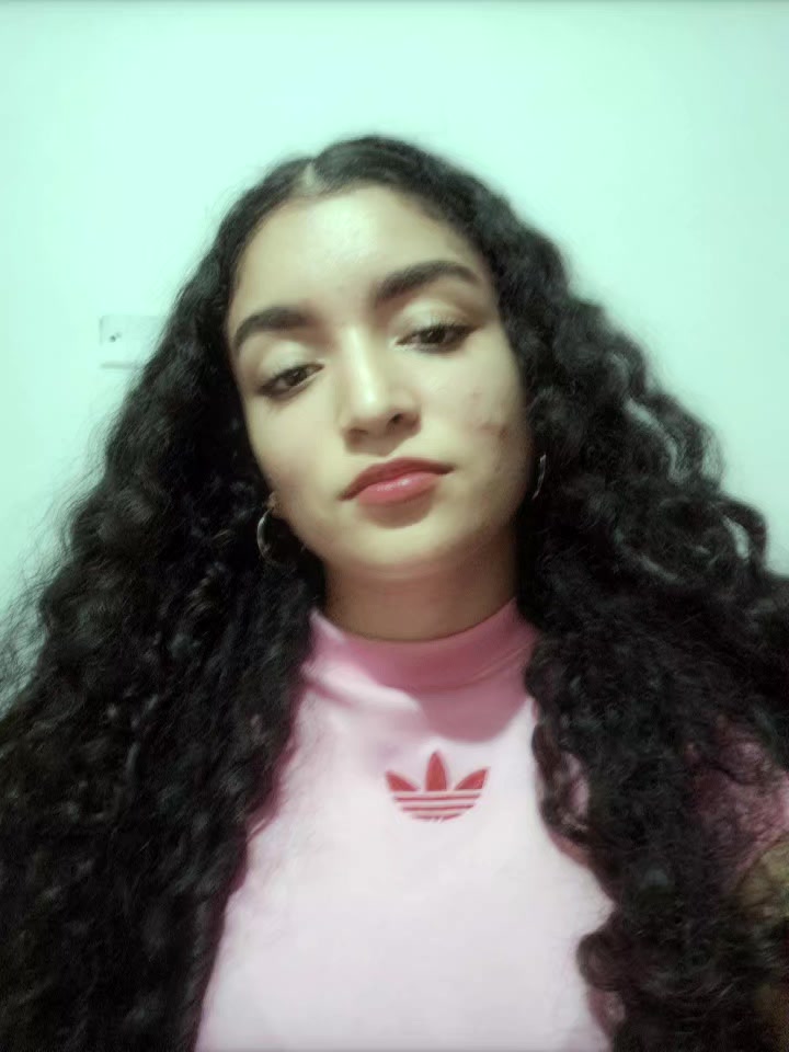 @aleja👩🏻&zwj;🌾⚡️