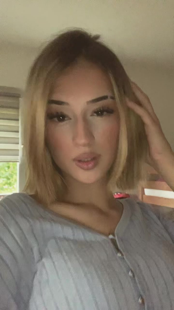 @🛩️