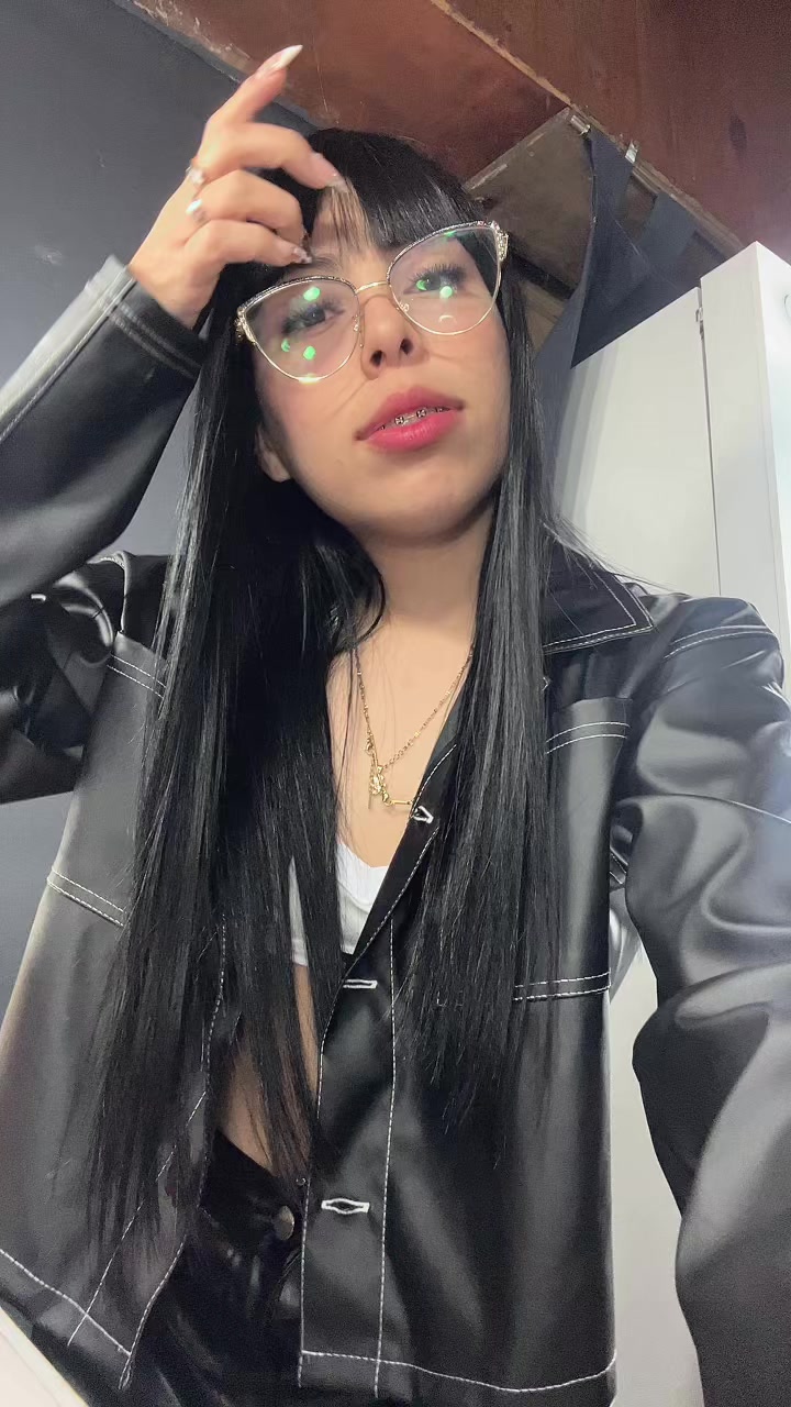 @melanytevezz