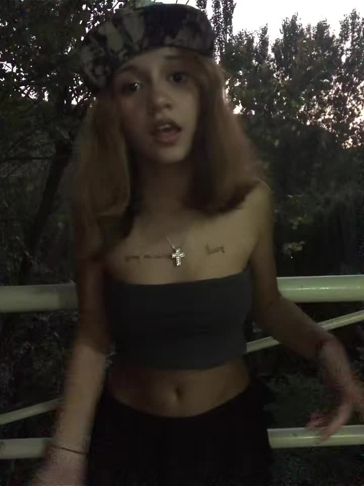 @VnasVVV