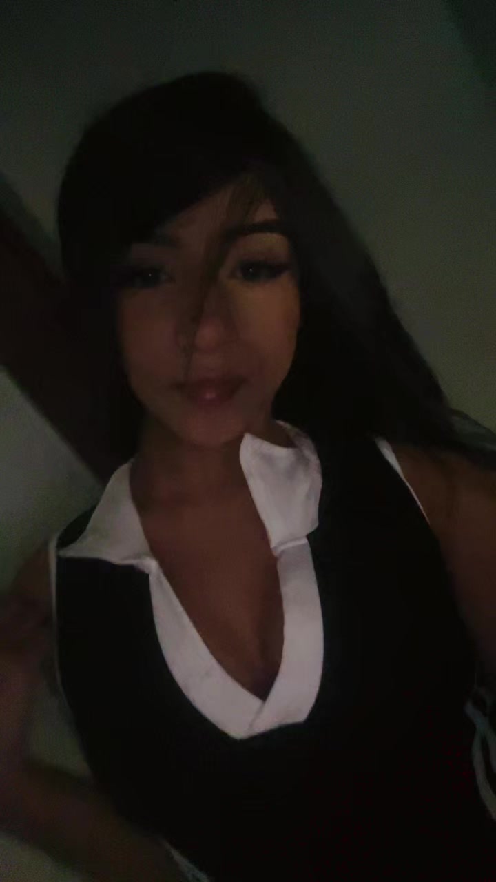 @𝒱𝒶𝓁..🥴💭