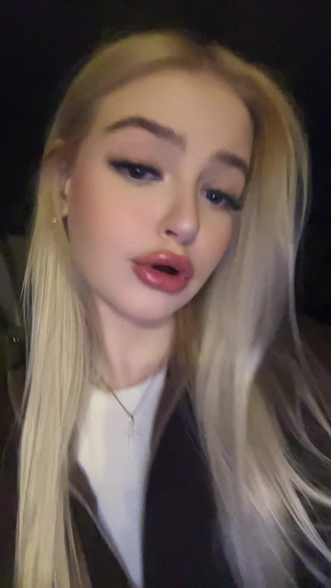 @соня