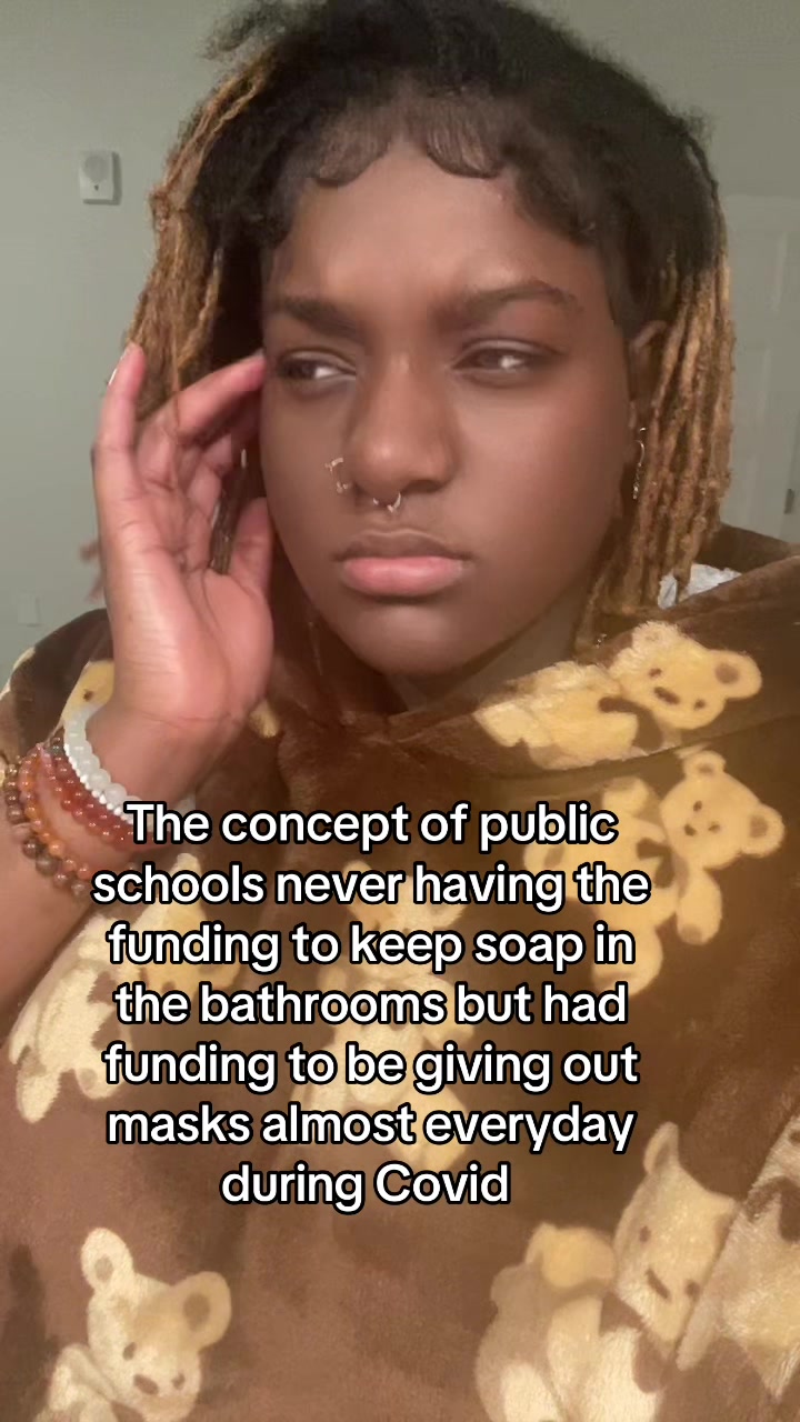 @Raquel 🧛🏾♀️
