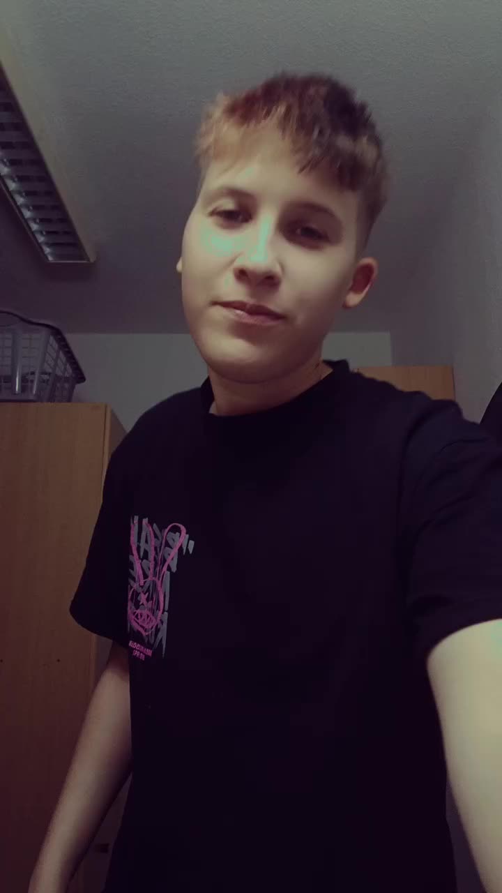 @Valentin🏳️&zwj;⚧️🏳️&zwj;🌈