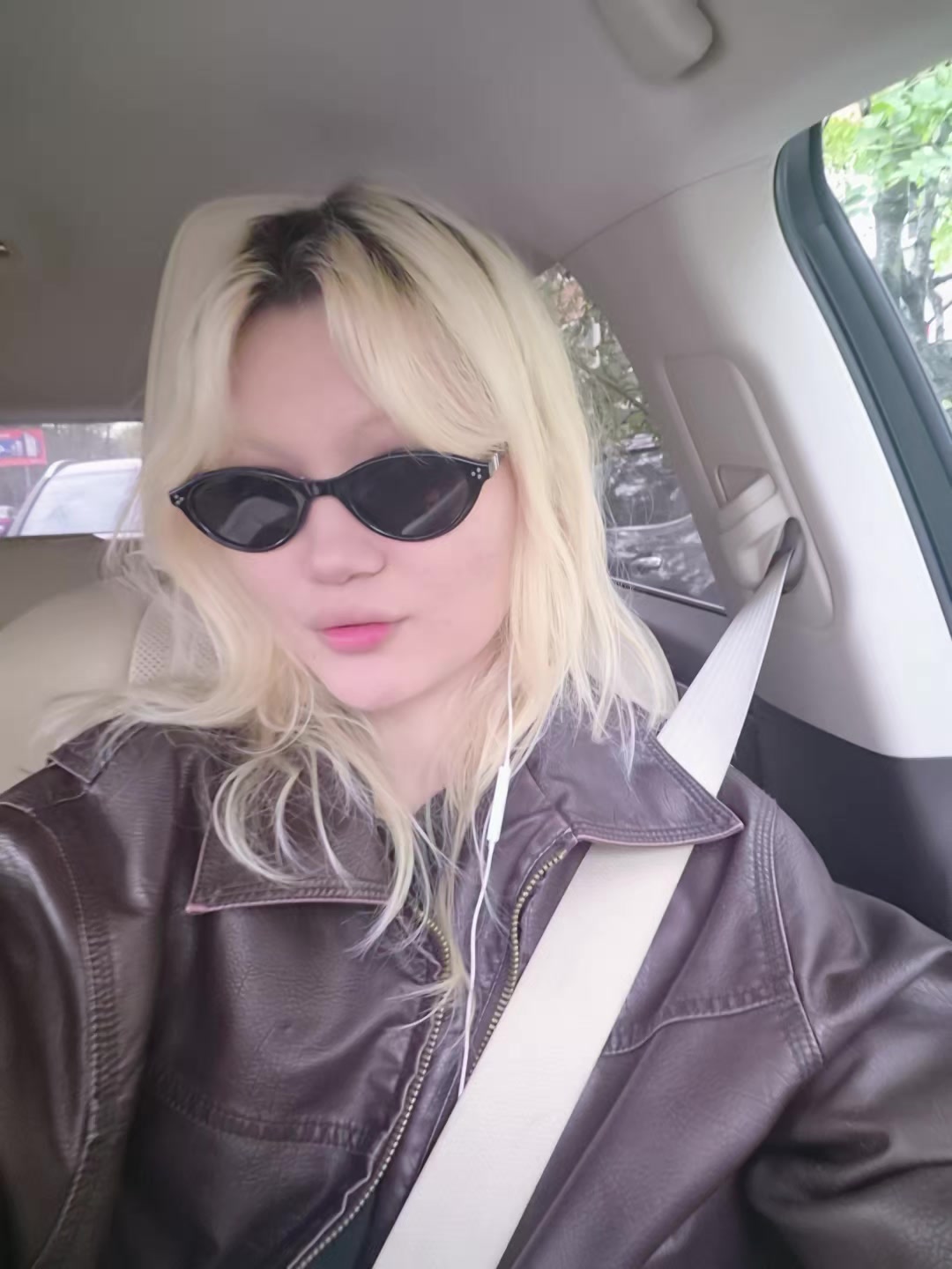 @Кирафаг🇰🇵🇷🇺@