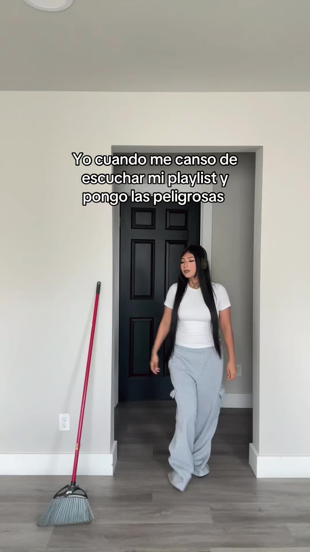 @Sindy_Bratz