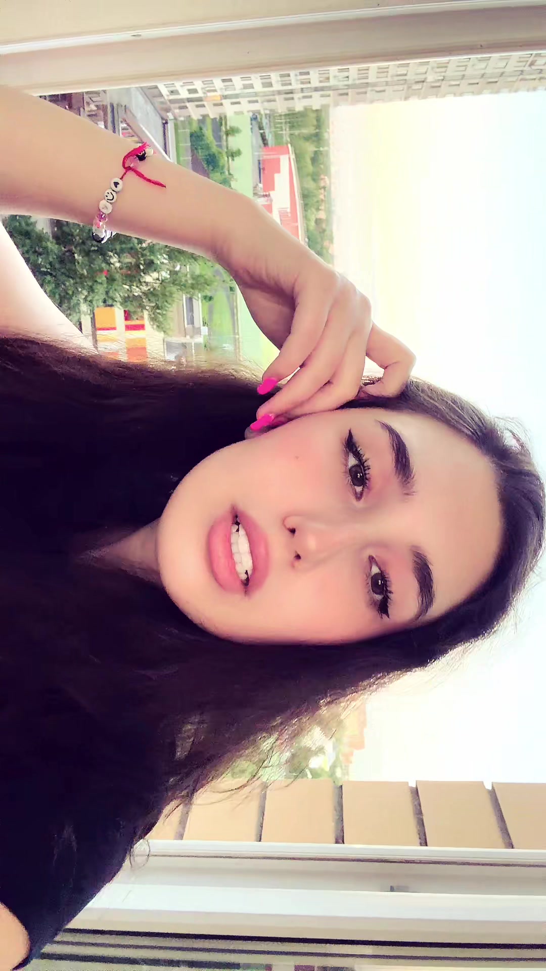 @Ariana🚺