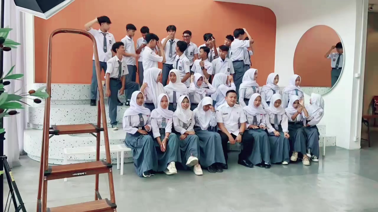 @CJ7 History🔙