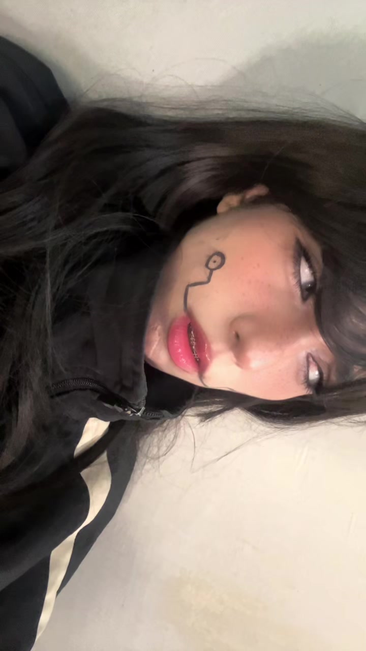@Hana