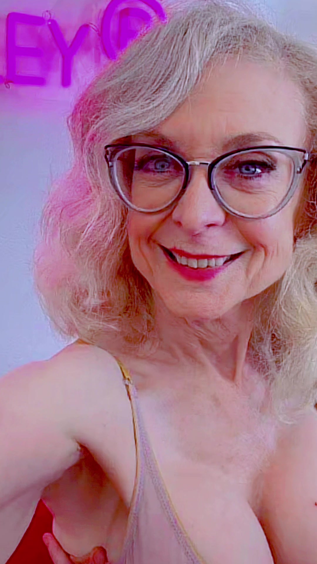 @Nina H Hartley