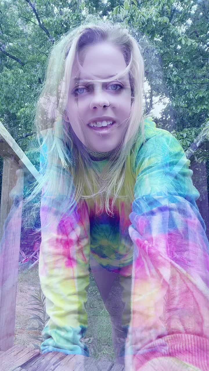 @Britneynicolee