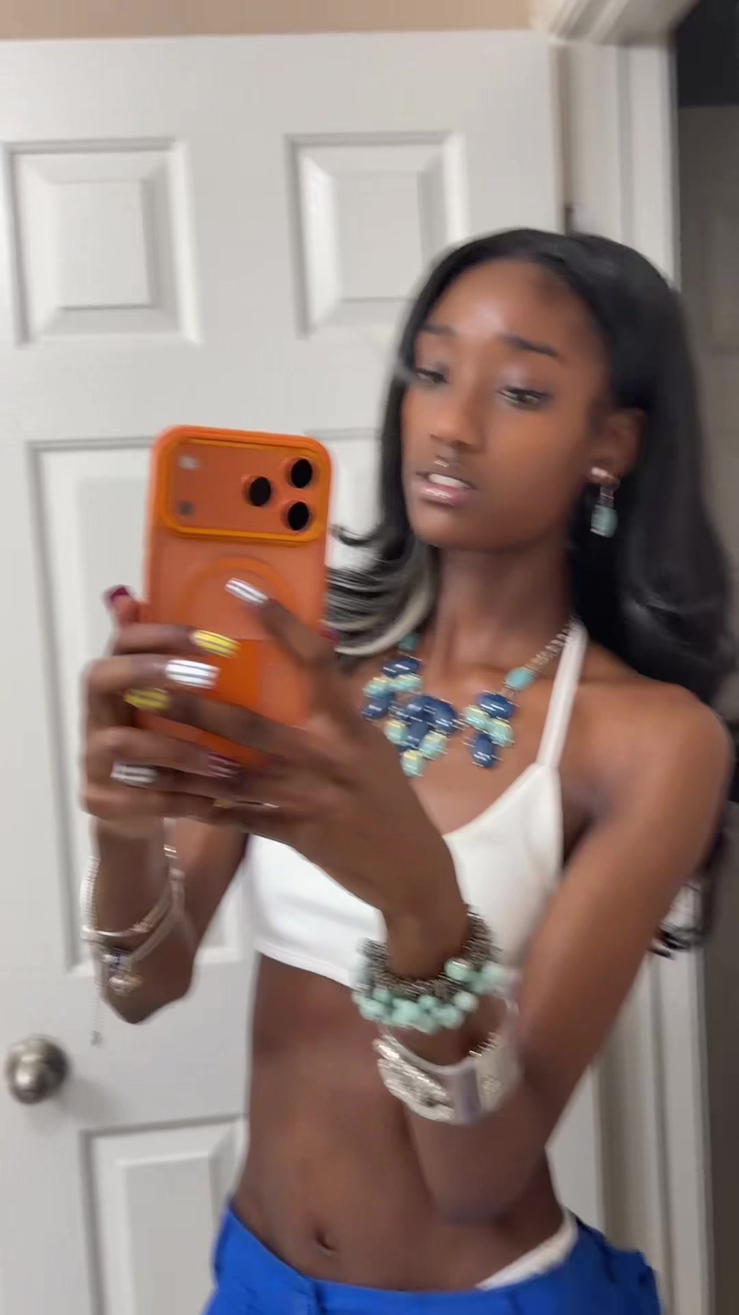 @￶