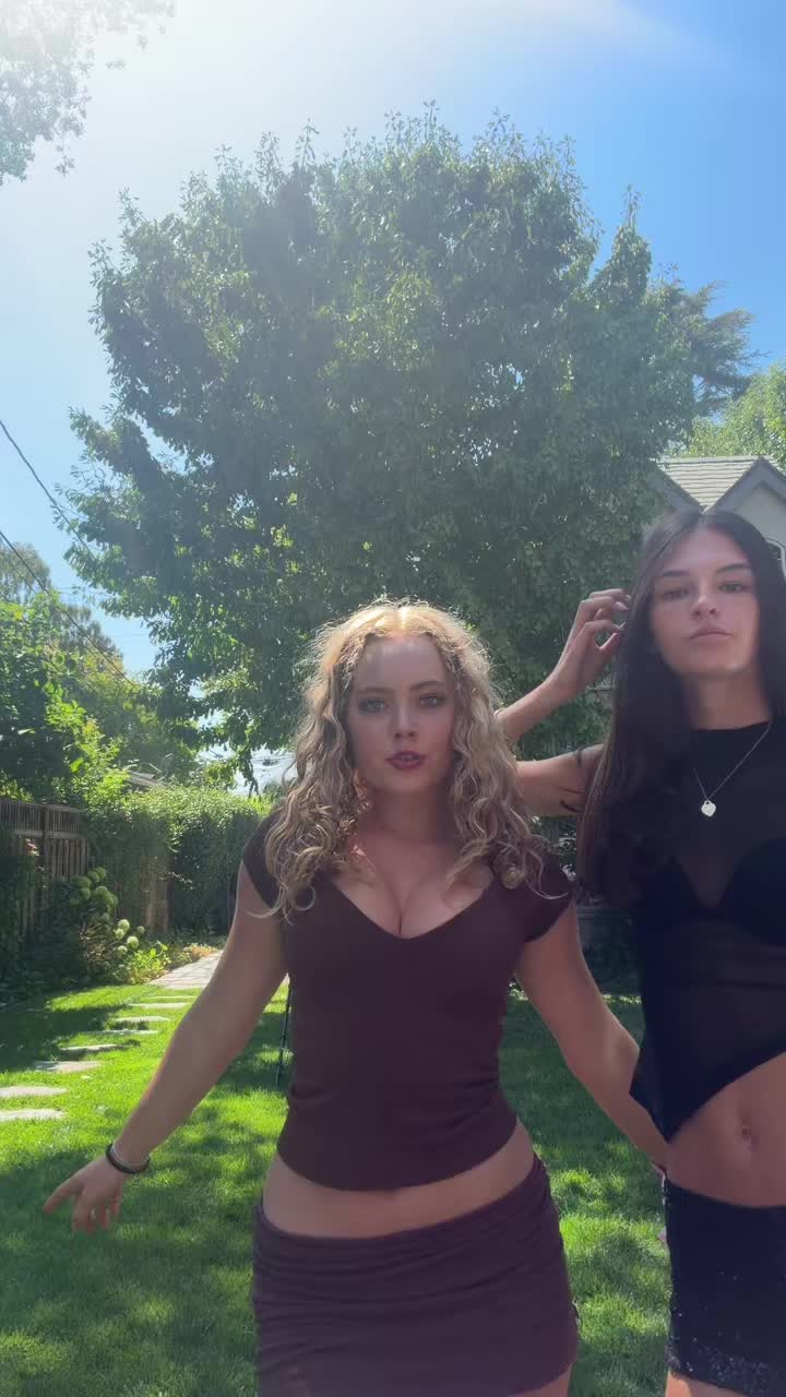 @elenitaa_spammm
