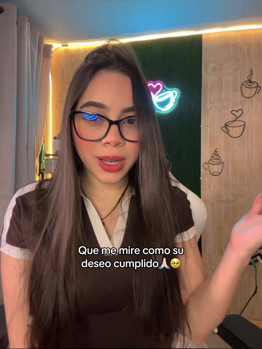 @AnnyDv🍋&zwj;🟩