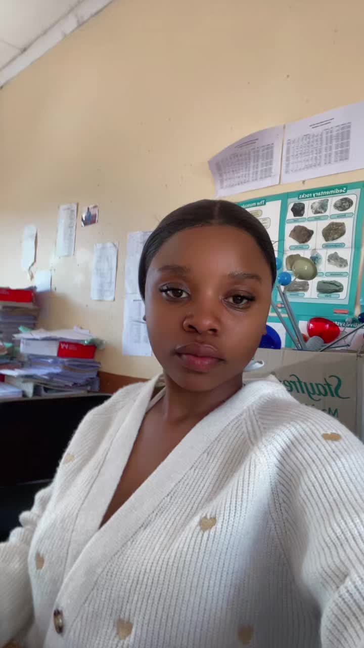 @khumeshna Nxumalo