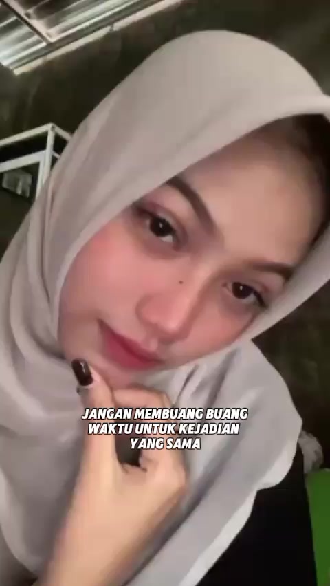 @peggyazira08