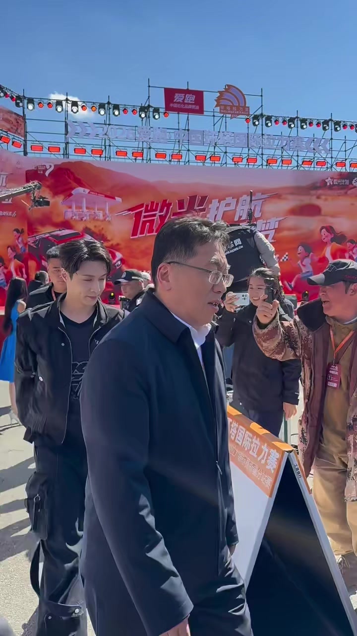 @ƶ𝗒𝗑corner