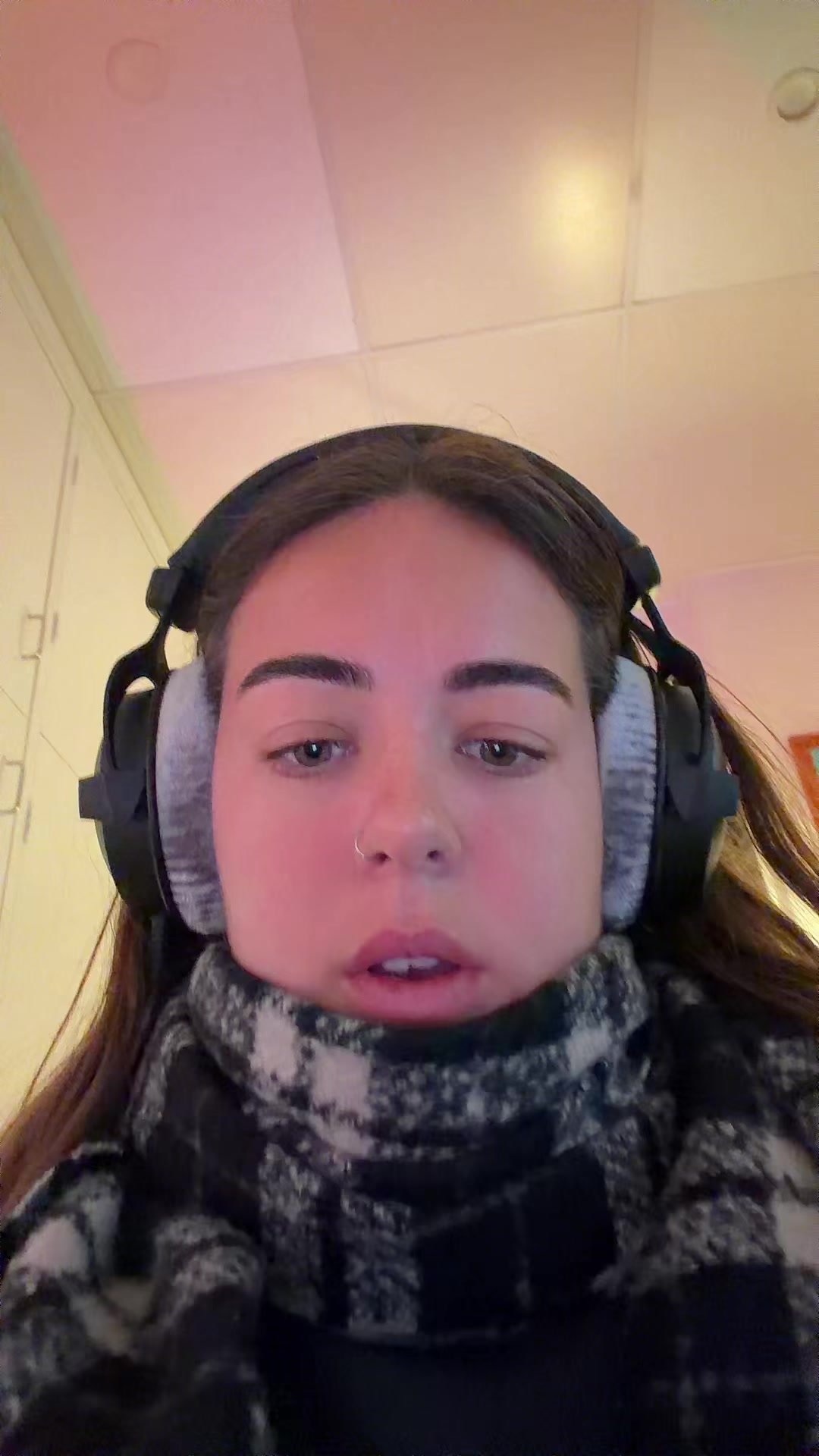 @Lili Crane