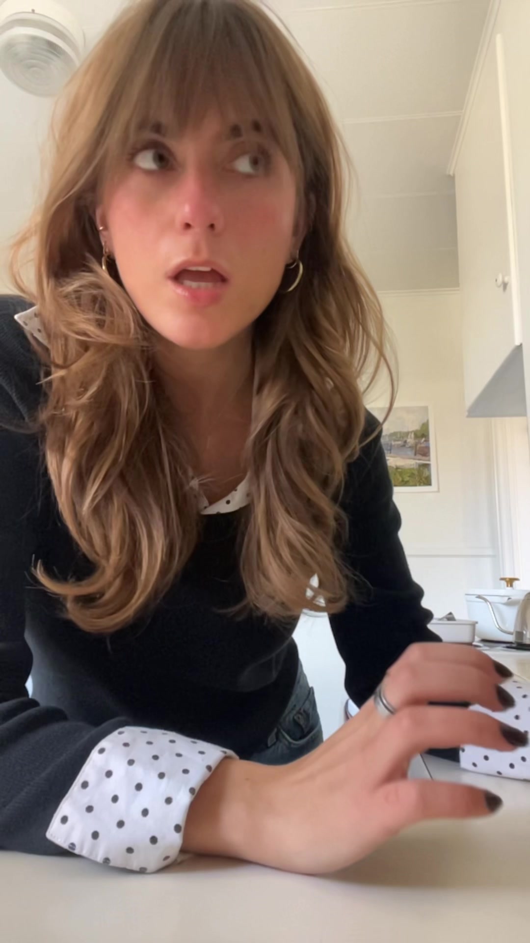 @Ava