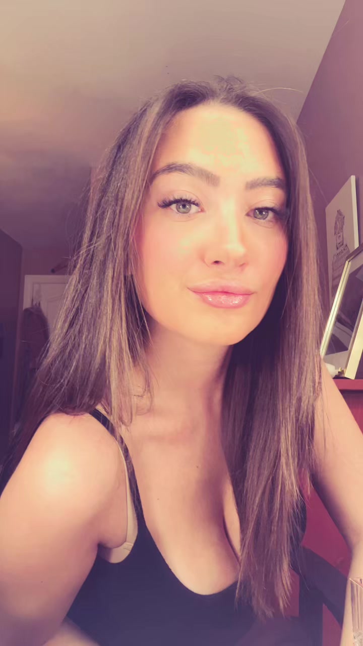 @Brookekozinets