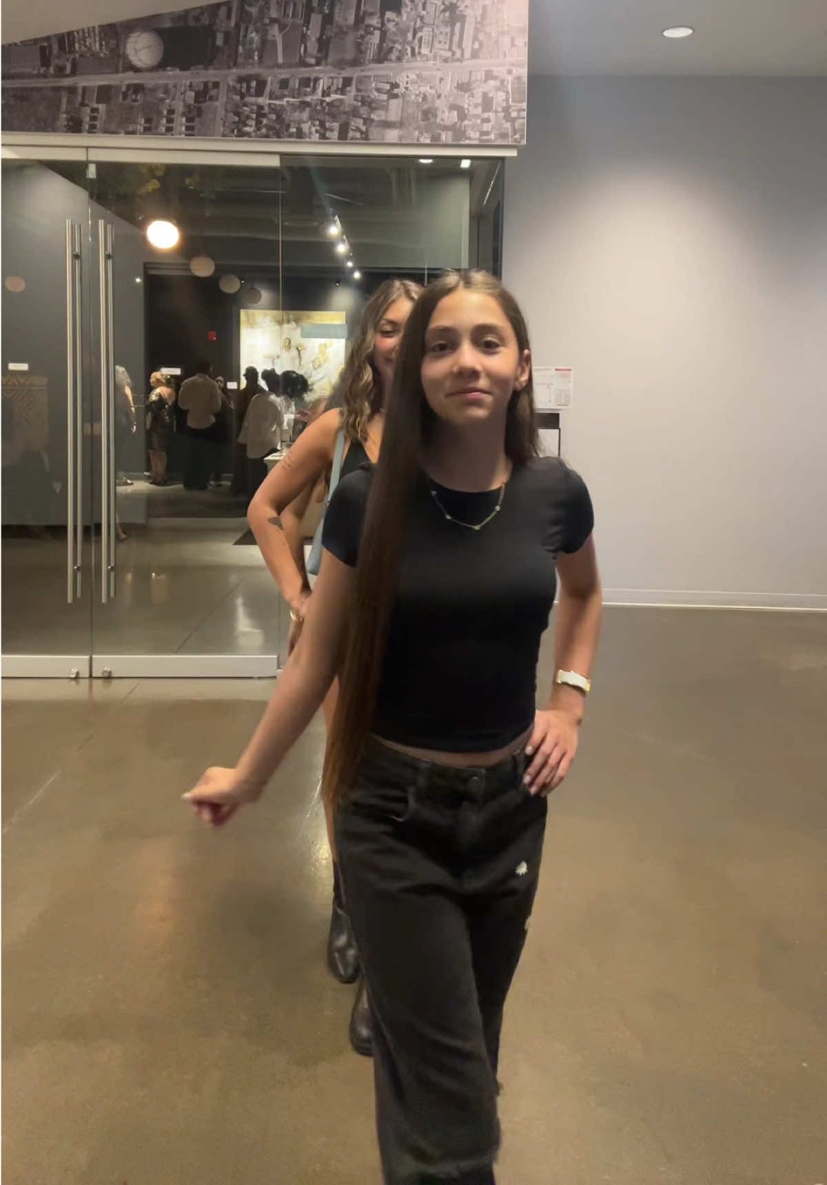 @Laurie Dara&icirc;che