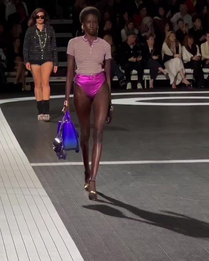 @Modelsfashioon🇧🇷