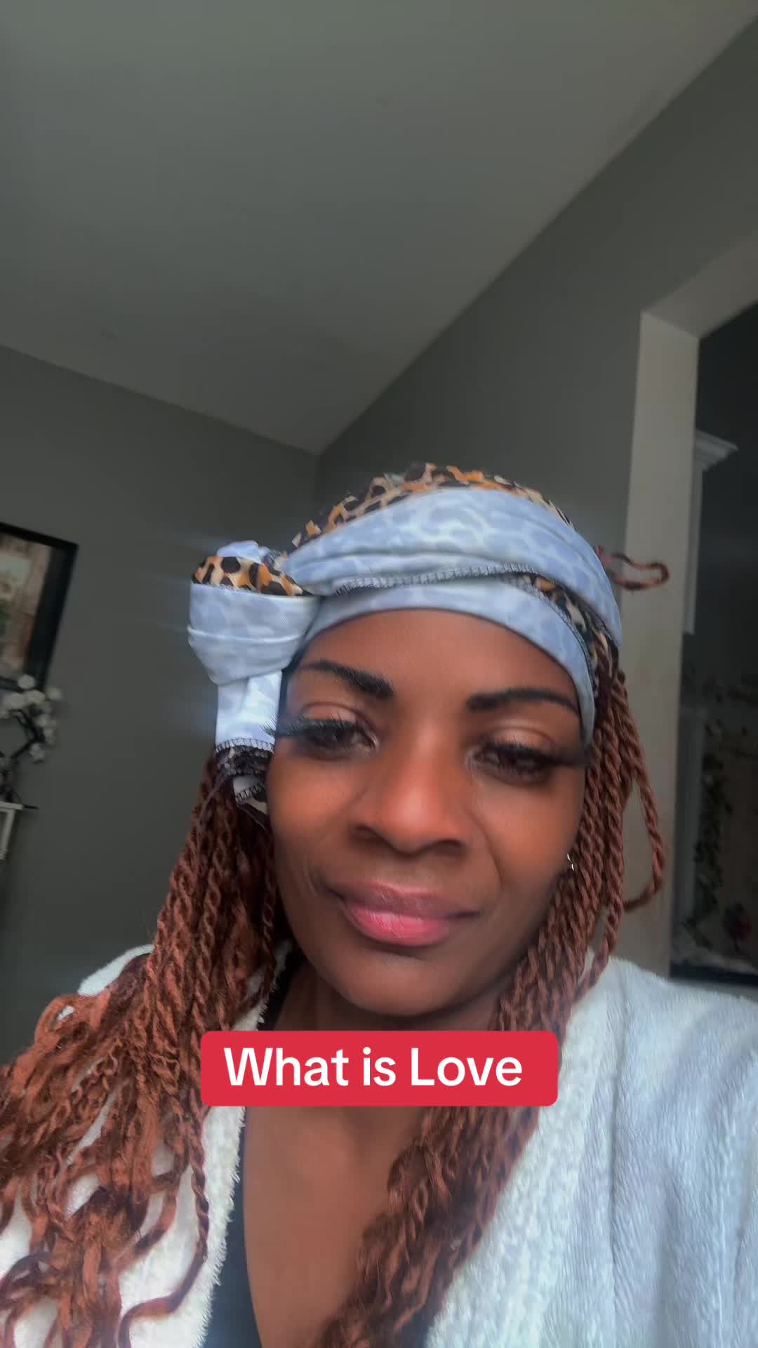 @comedian DatDamnDeeDee
