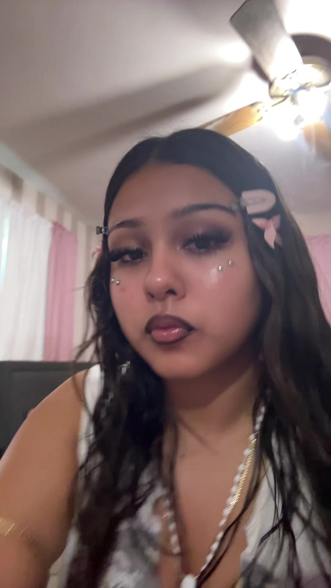 @userr.floraa
