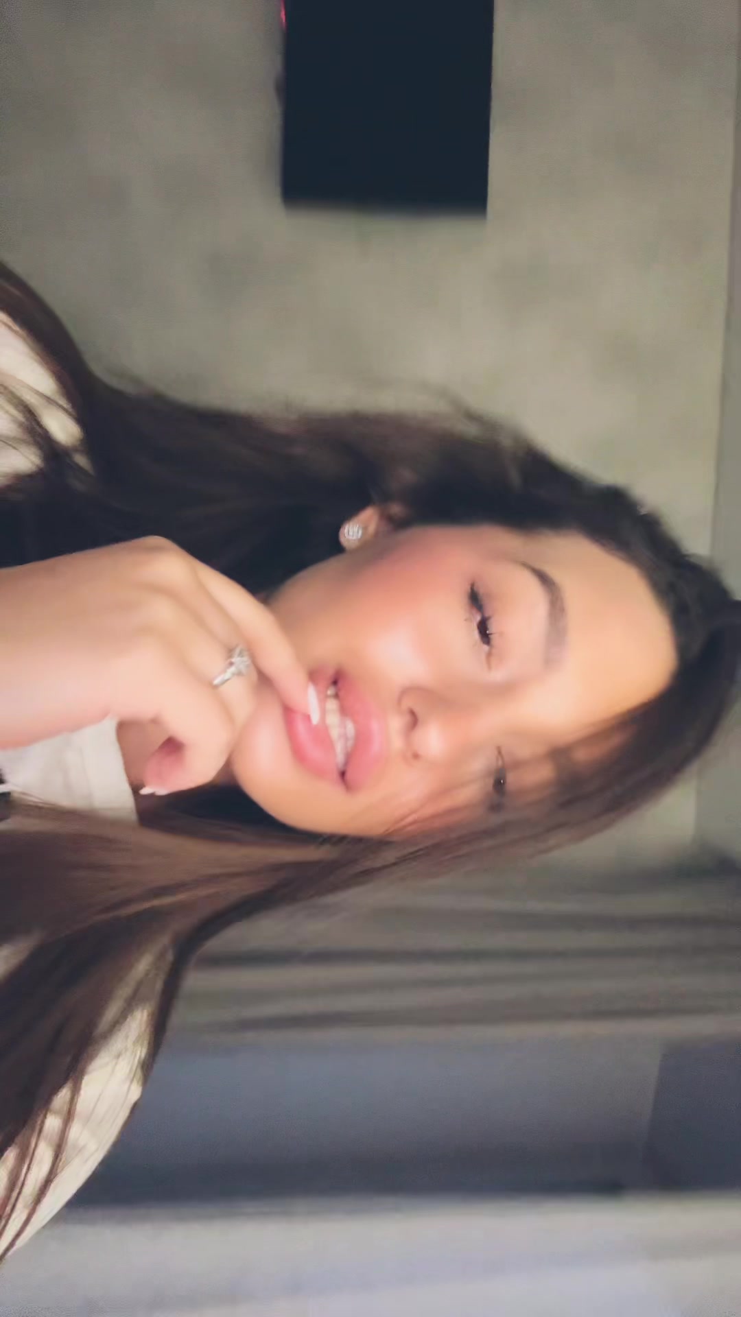 @Alisa
