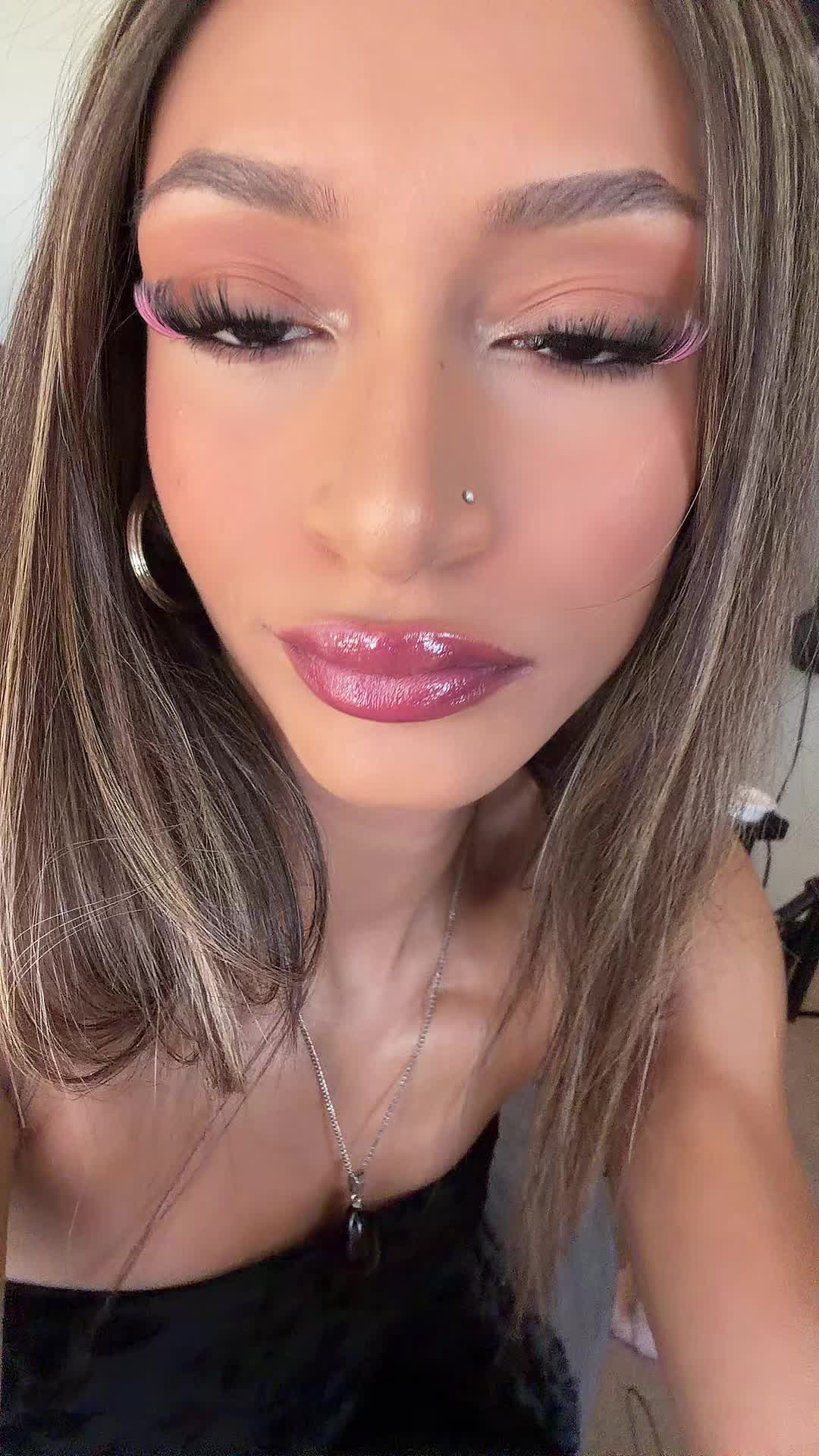 @carleeebaee