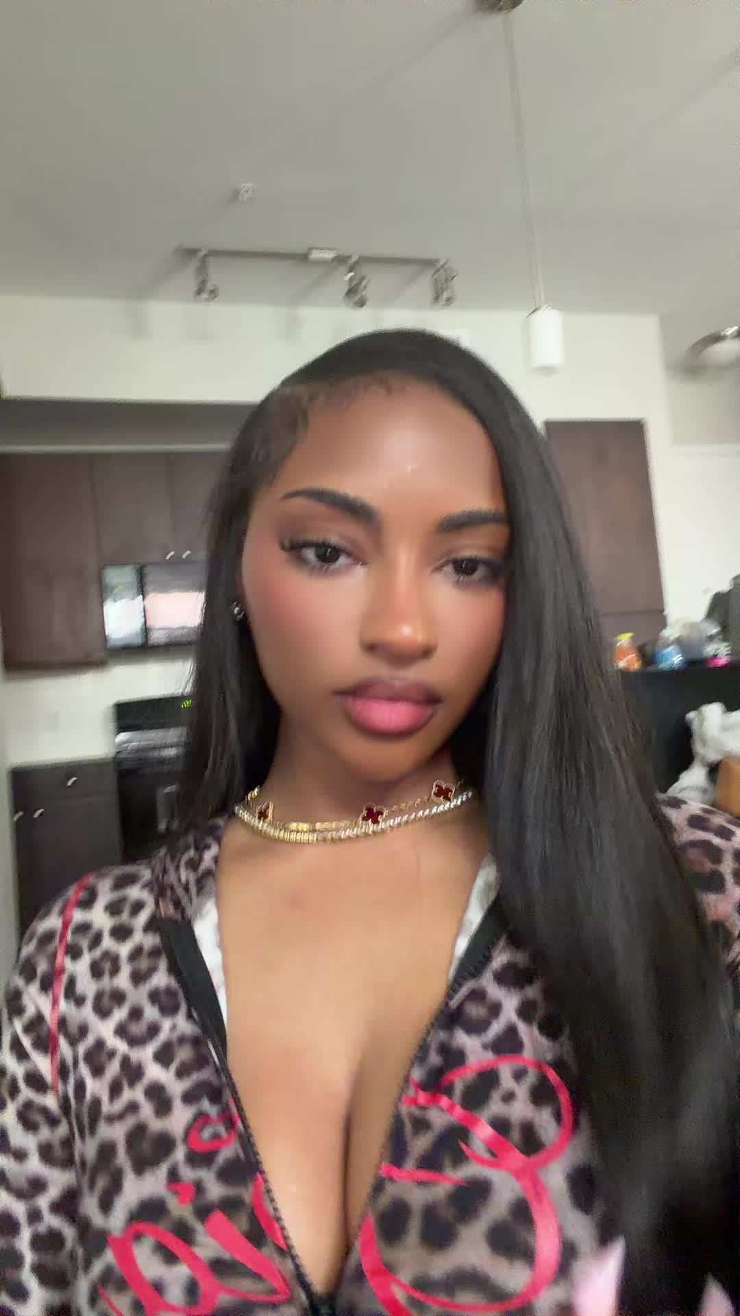 @Camri Scott ๐