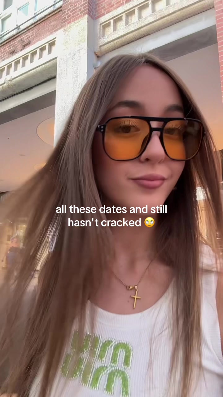 @Luna