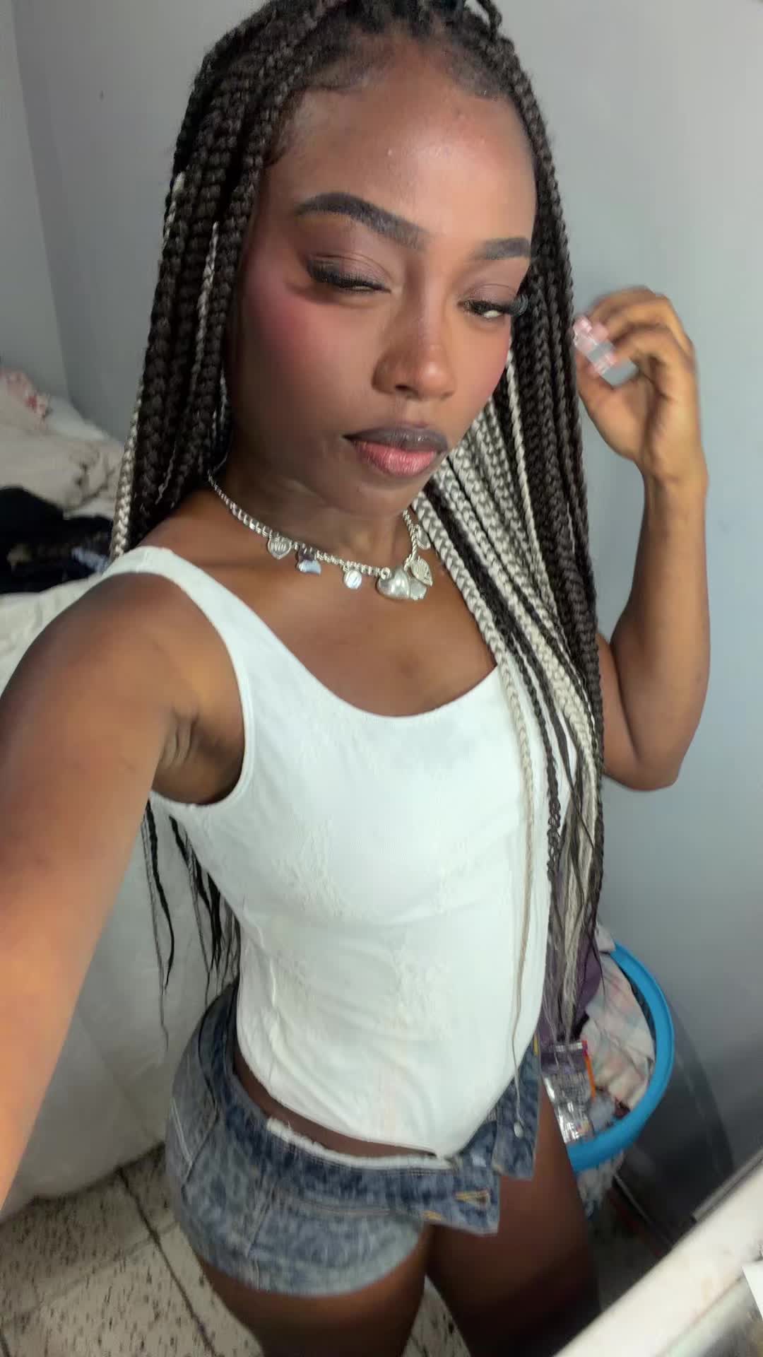 @👸🏽La misma bratz Oficial