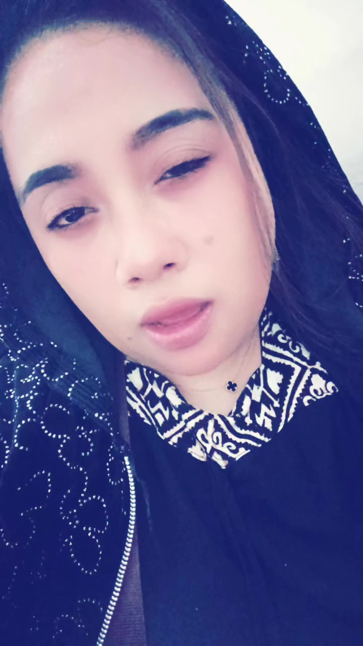@Nayashoop