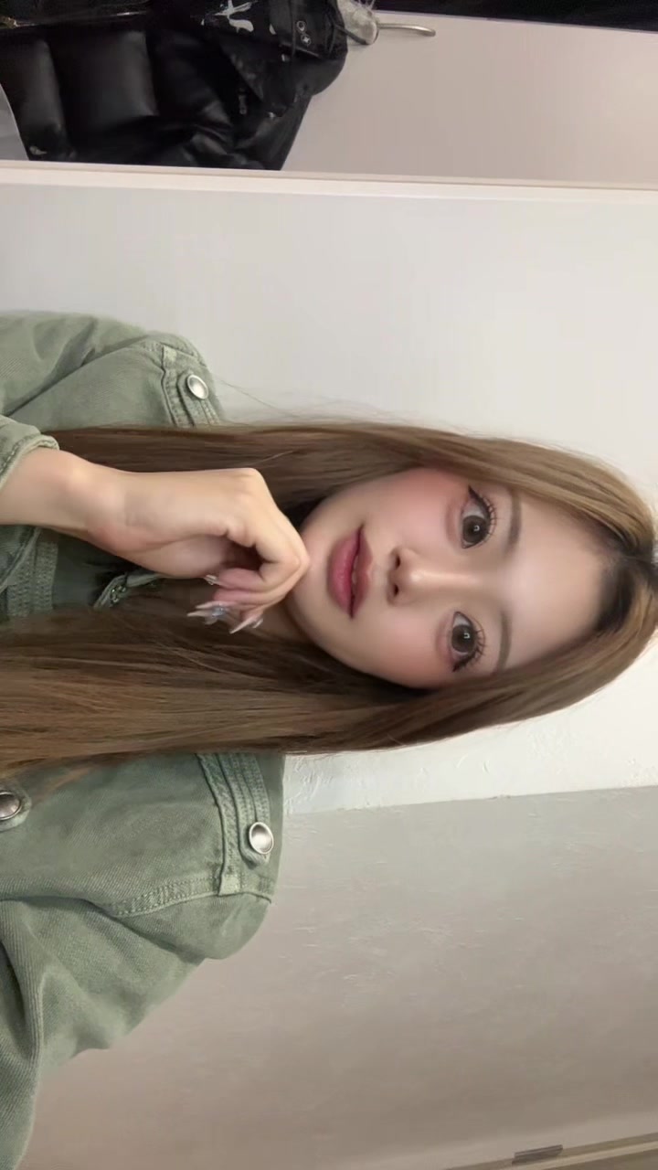 @yuria
