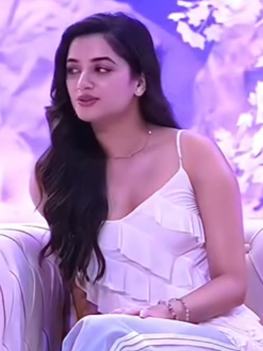 @bhagyashreeborse