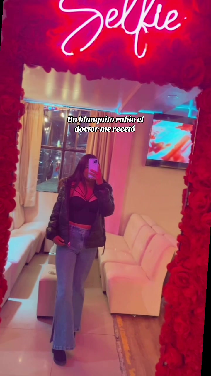 @𝙽𝚒𝚌𝚘𝚕𝚎 𝙰𝚛𝚊𝚌𝚎𝚕𝚢