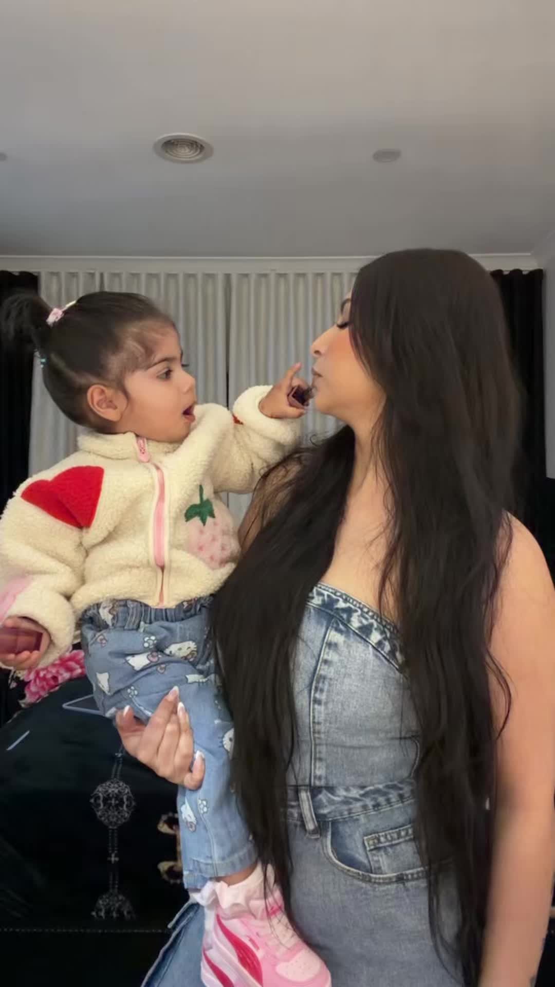 @Divya kaur bawa