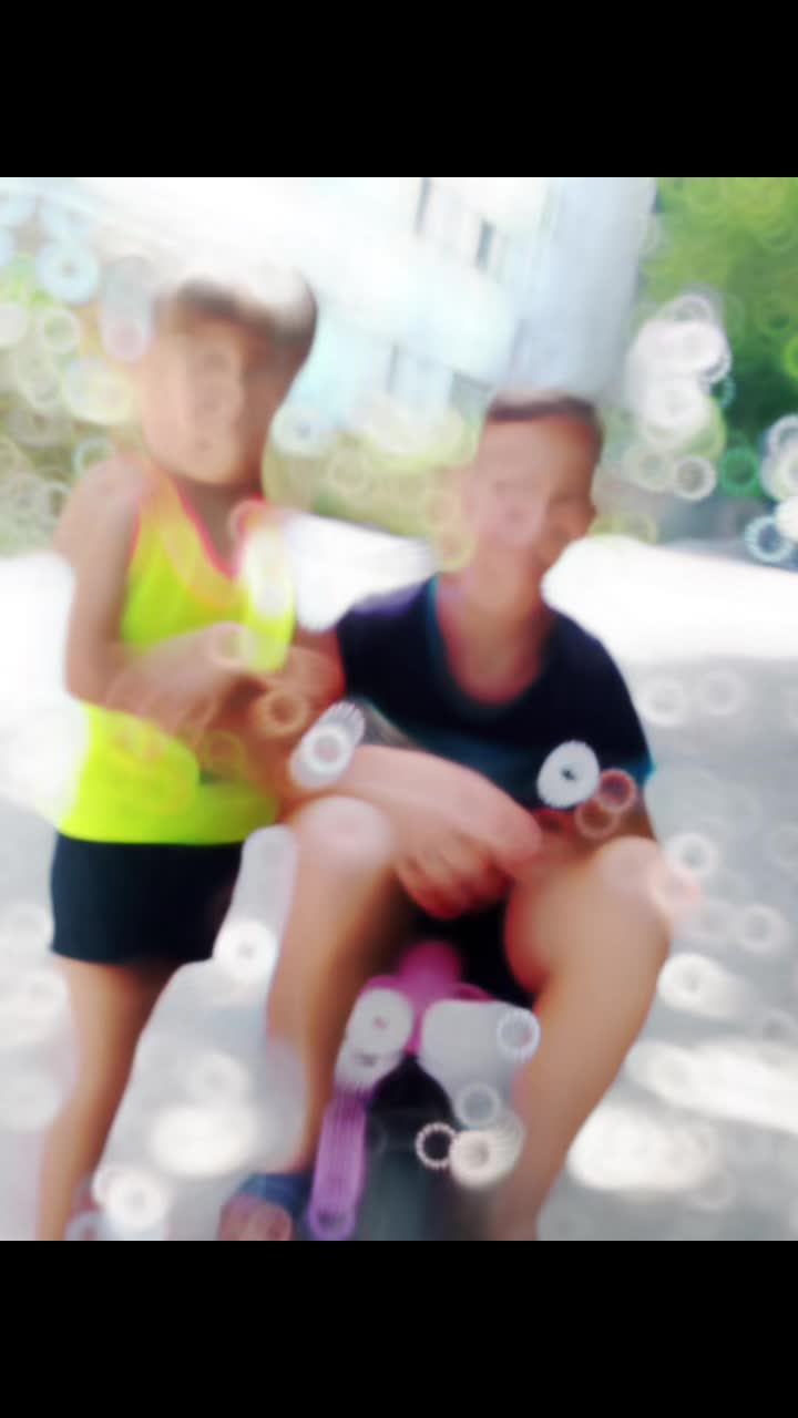 @Qwert