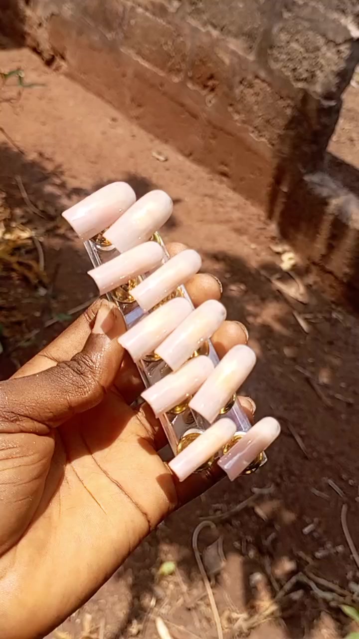 @Tina’s beauty world 🛍️🎀💅