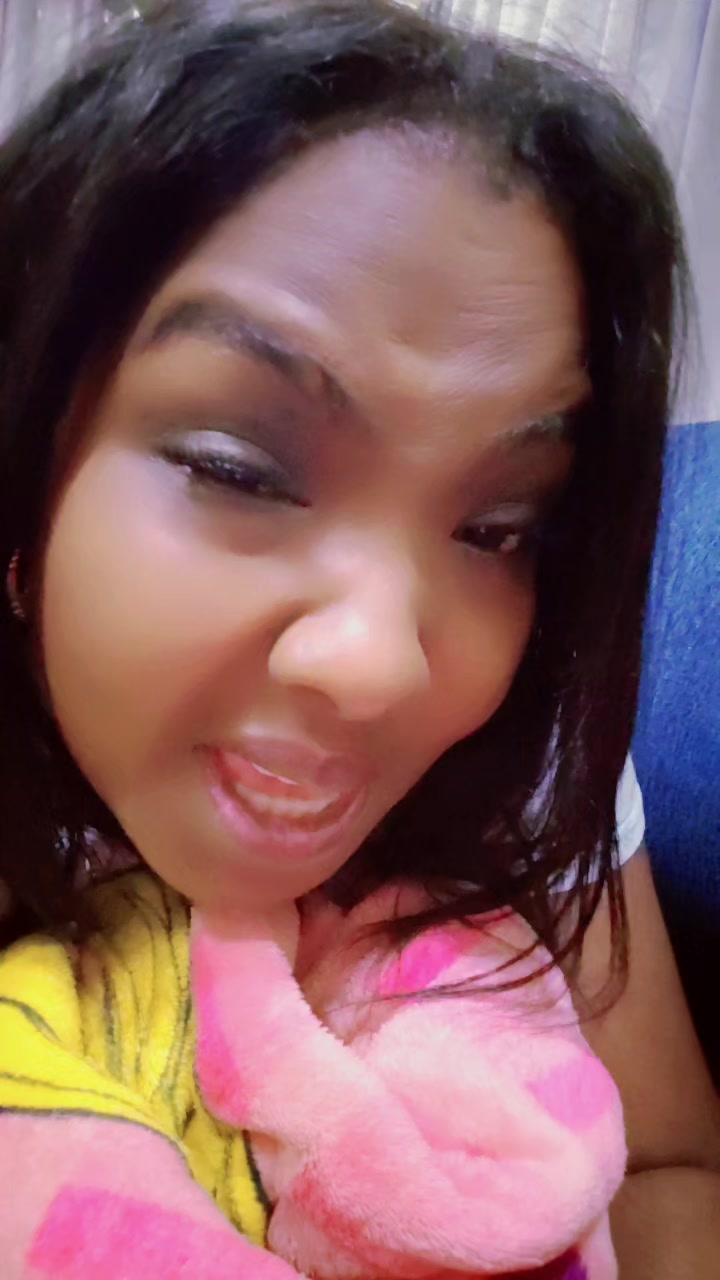 @Amanda Essequibo coast girl