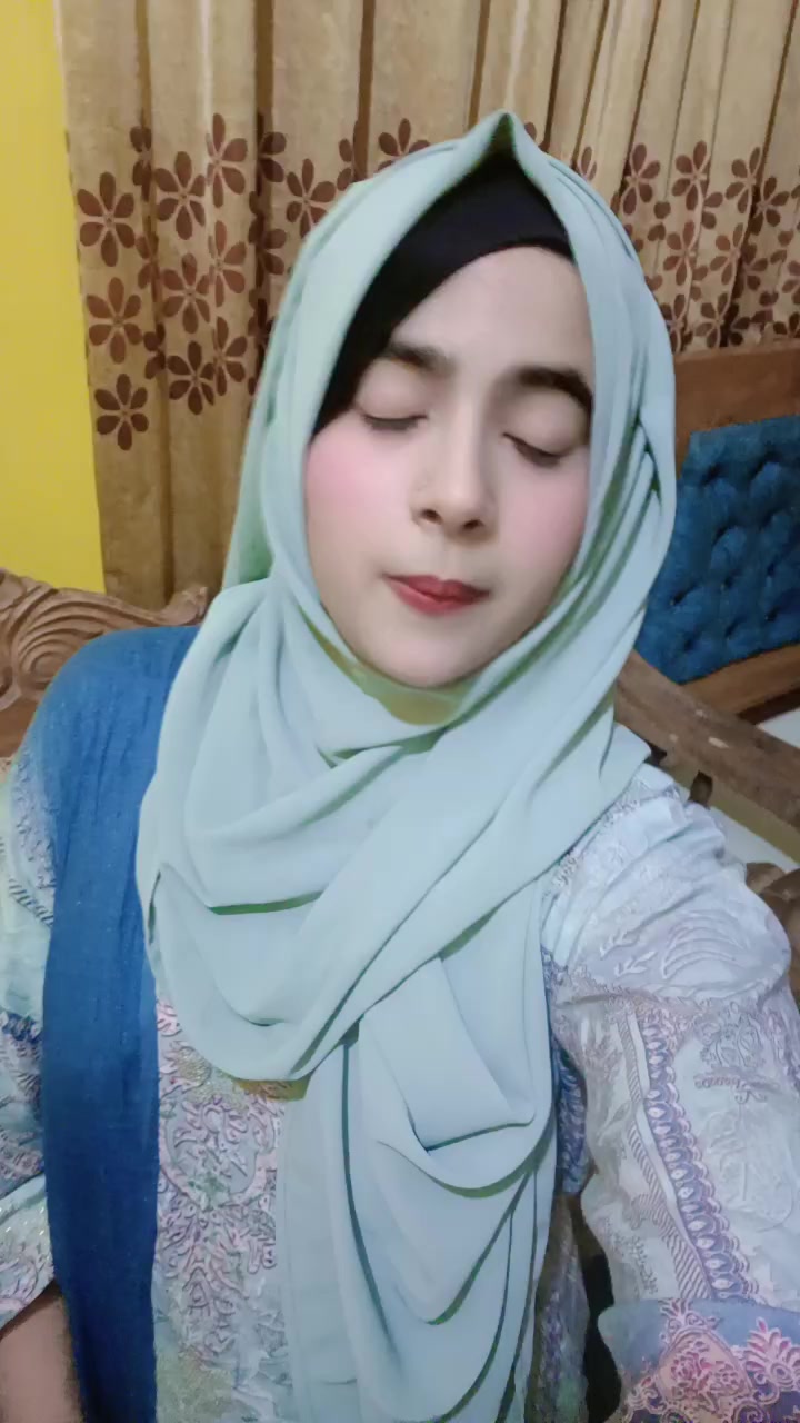@Ayeshađ¸