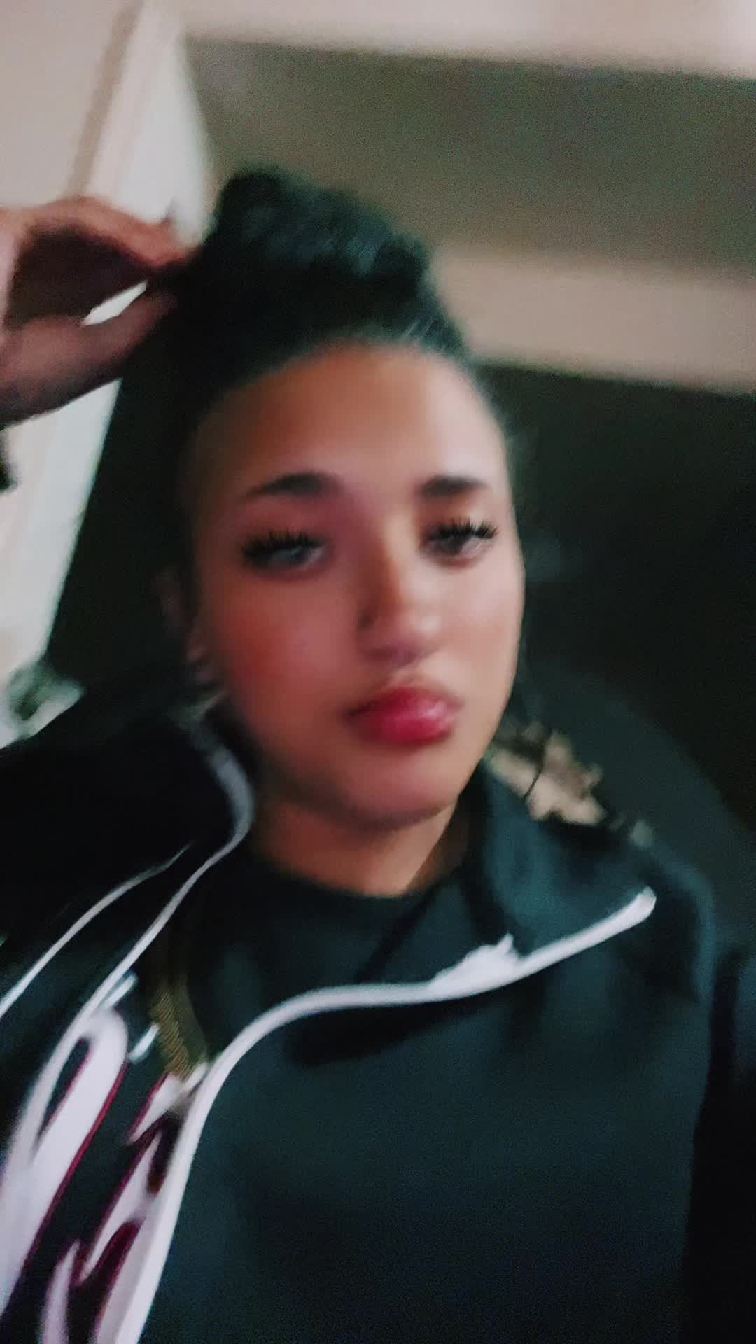 @Corinna🩵